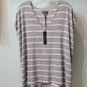 Market & Spruce V-neck Knit Top